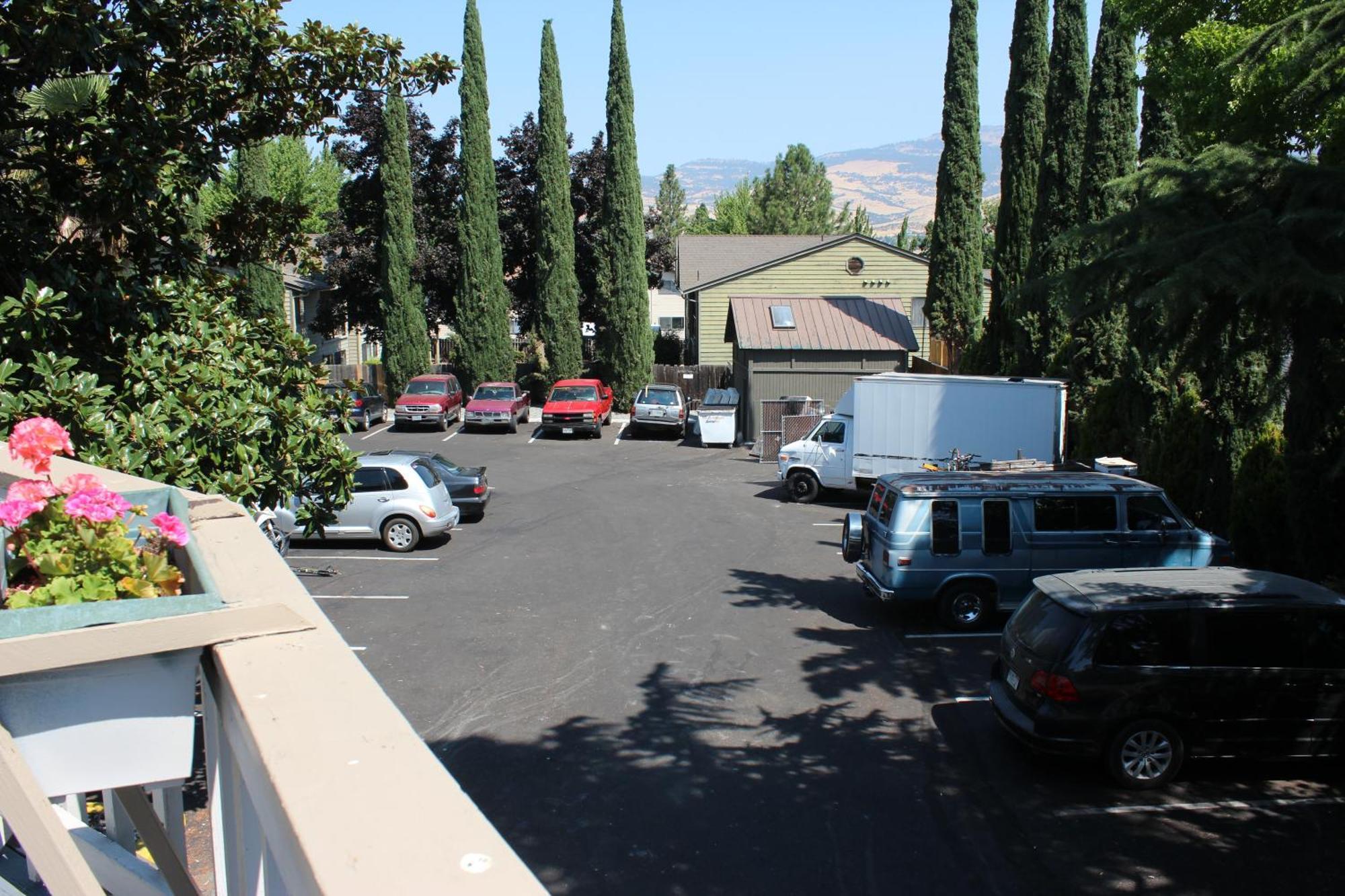 Cedarwood Inn Of Ashland Exterior photo