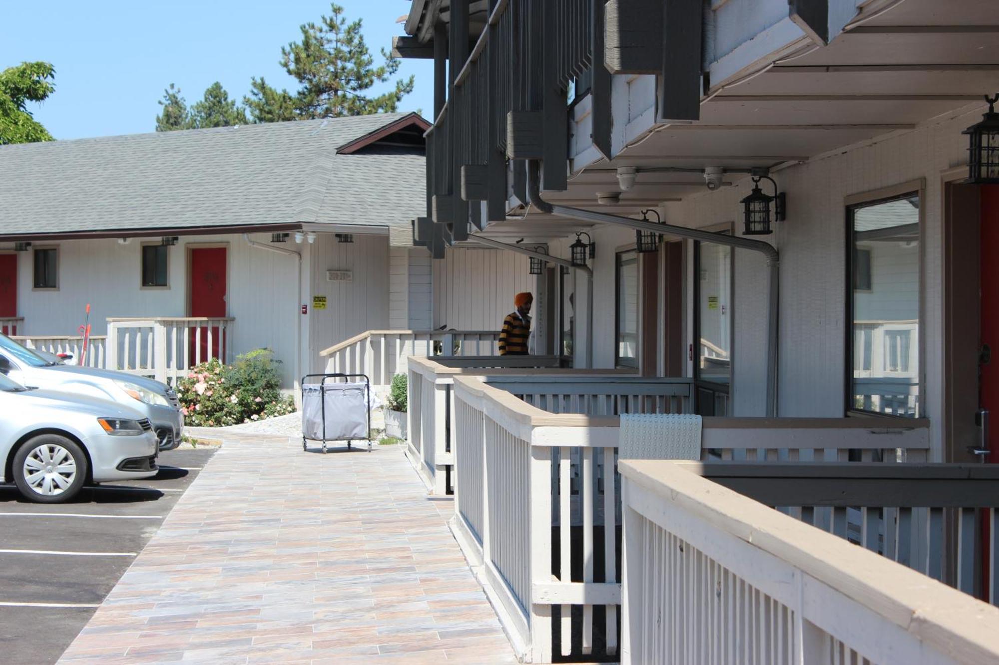 Cedarwood Inn Of Ashland Exterior photo