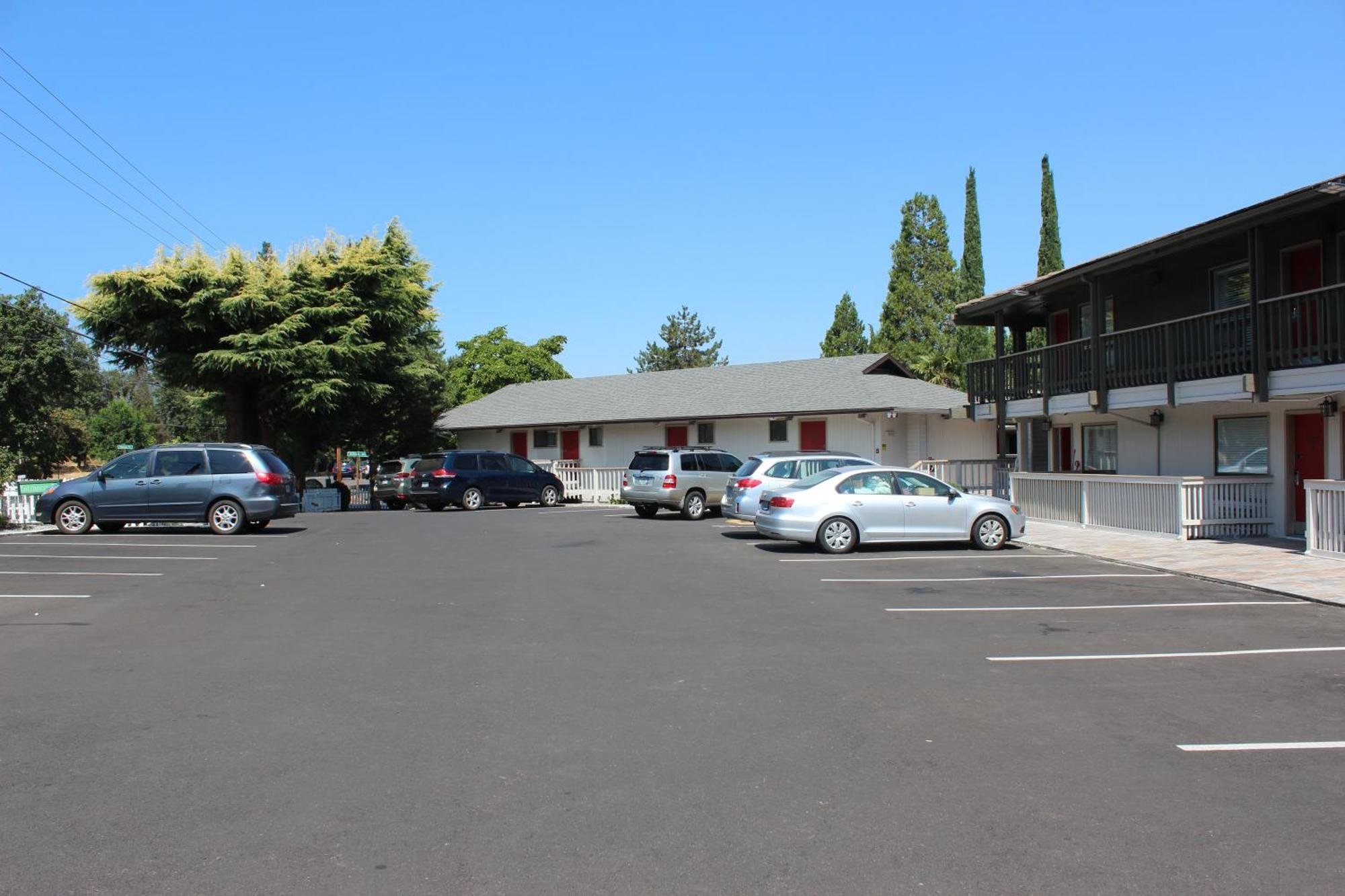 Cedarwood Inn Of Ashland Exterior photo